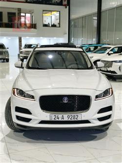 جاكوار إف-بيس